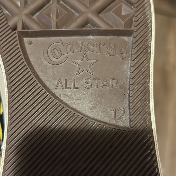 Converse - Picture 3 of 3